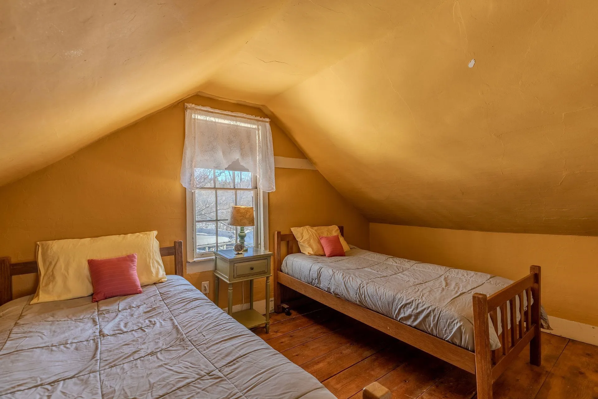 83 Depot Street Jamaica VT 05343