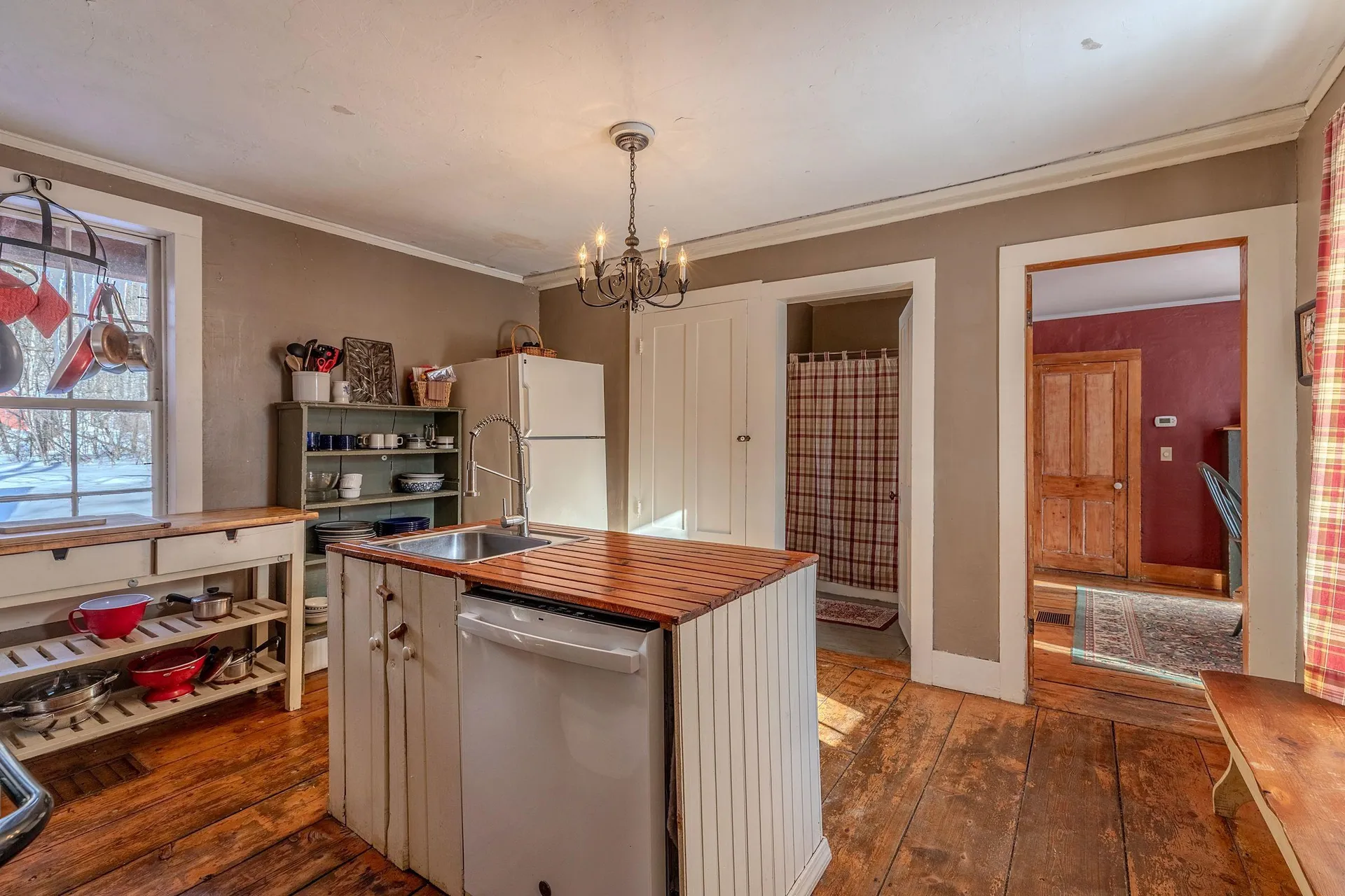 83 Depot Street Jamaica VT 05343