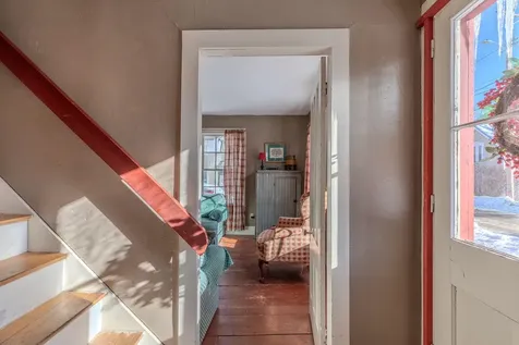 83 Depot Street Jamaica VT 05343