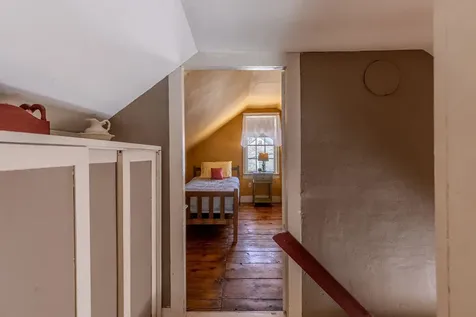 83 Depot Street Jamaica VT 05343