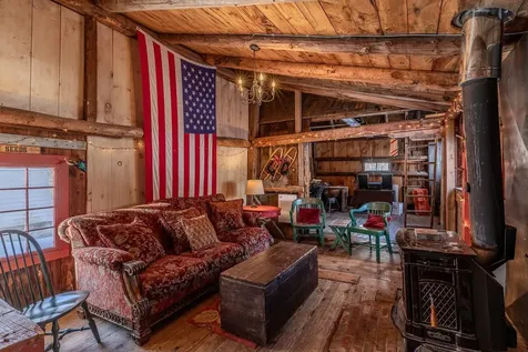 83 Depot Street Jamaica VT 05343