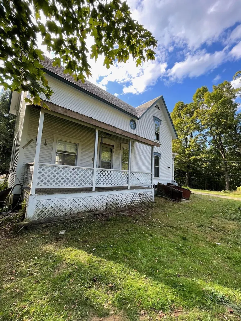 207 River Road Cambridge VT 05444