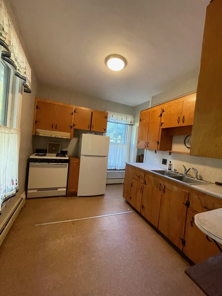 207 River Road Cambridge VT 05444