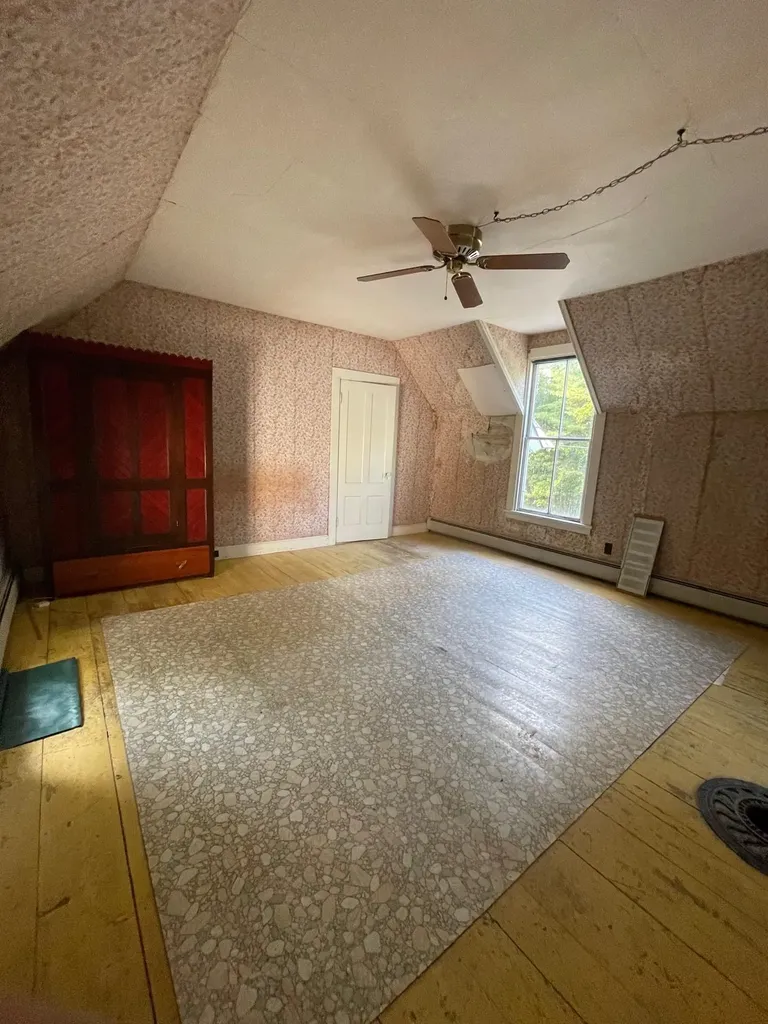 207 River Road Cambridge VT 05444