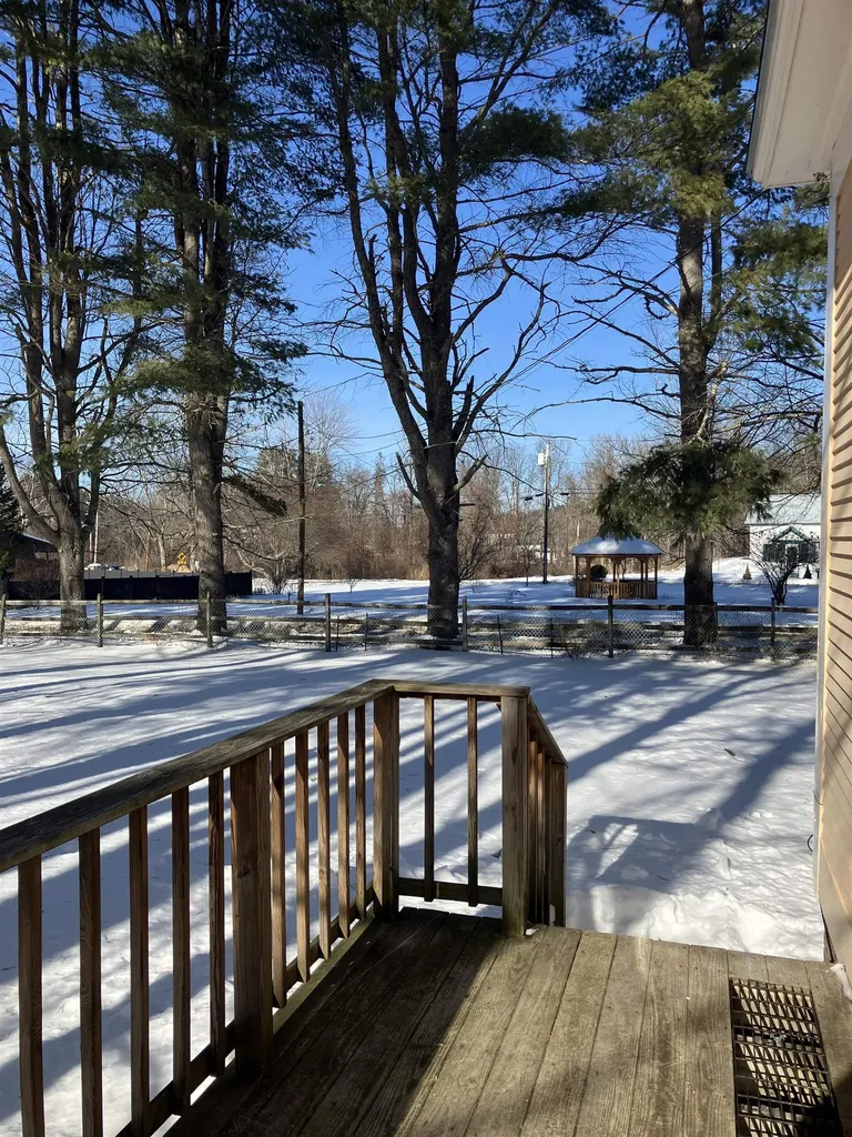 44 Old Alstead Road Charlestown NH 03603