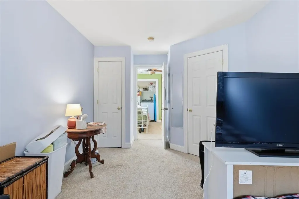 1 Maple Ridge Drive Merrimack NH 03054