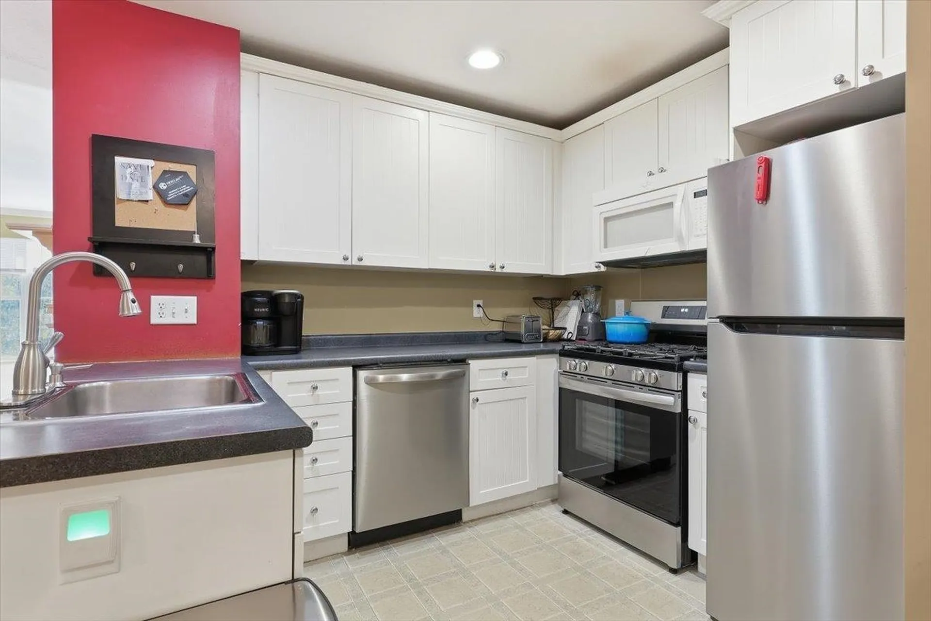 1 Maple Ridge Drive Merrimack NH 03054