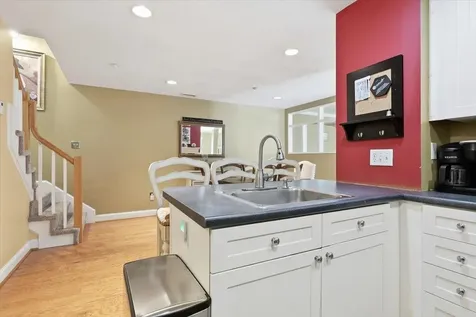 1 Maple Ridge Drive Merrimack NH 03054