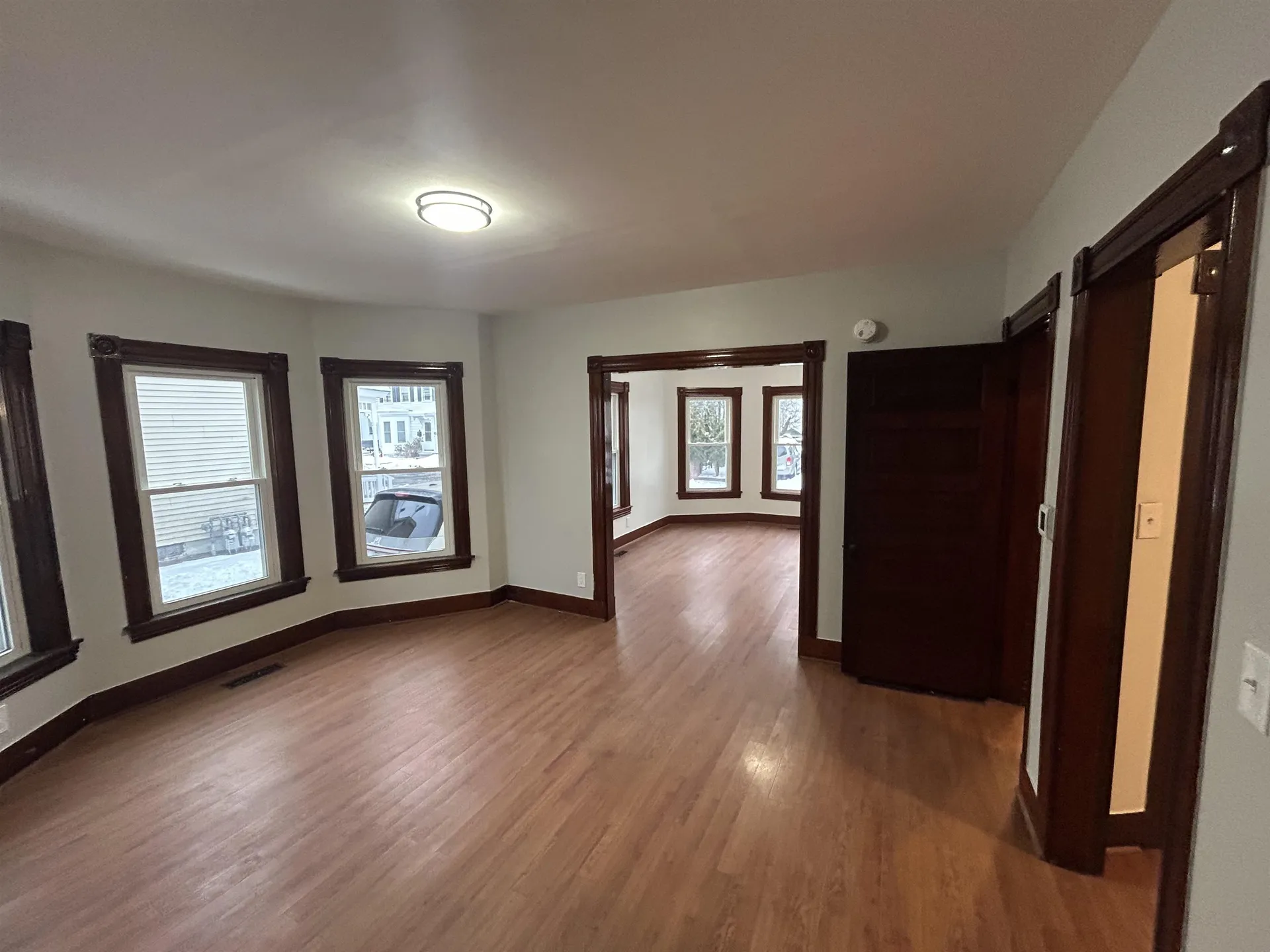 6 Holmes Street Nashua NH 03060