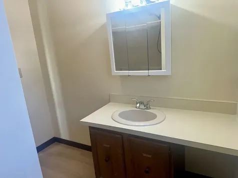 32 R Summit Avenue Derry NH 03038