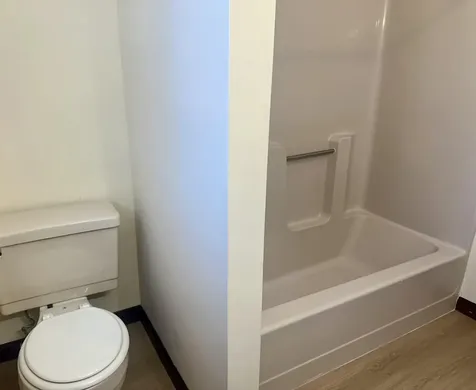 32 R Summit Avenue Derry NH 03038