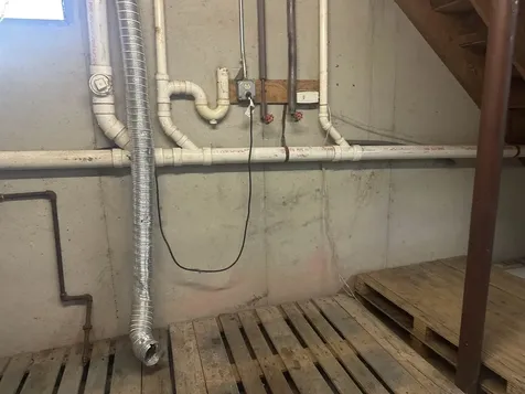 32 R Summit Avenue Derry NH 03038