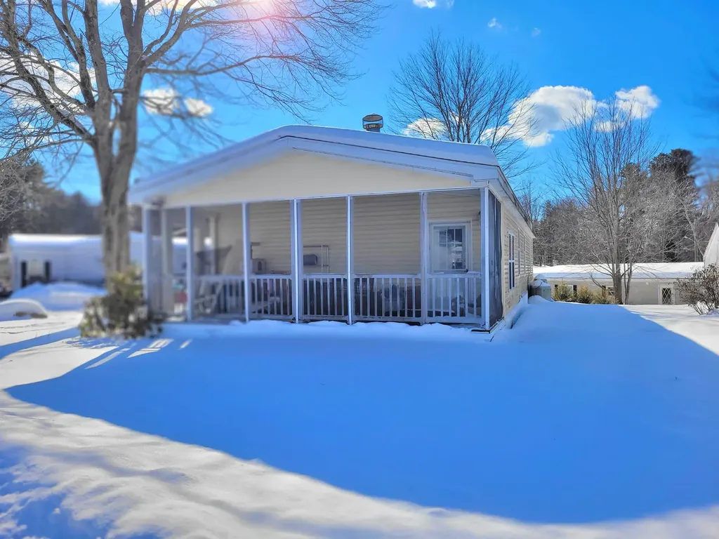 2 Darlene Lane Litchfield NH 03052