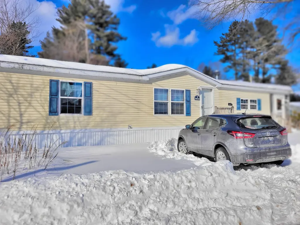 2 Darlene Lane Litchfield NH 03052