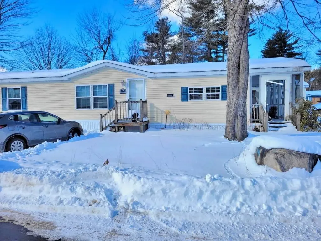 2 Darlene Lane Litchfield NH 03052