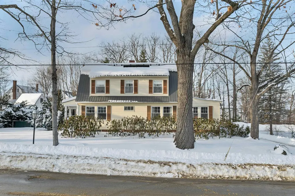 27 Tremont Street Laconia NH 03246