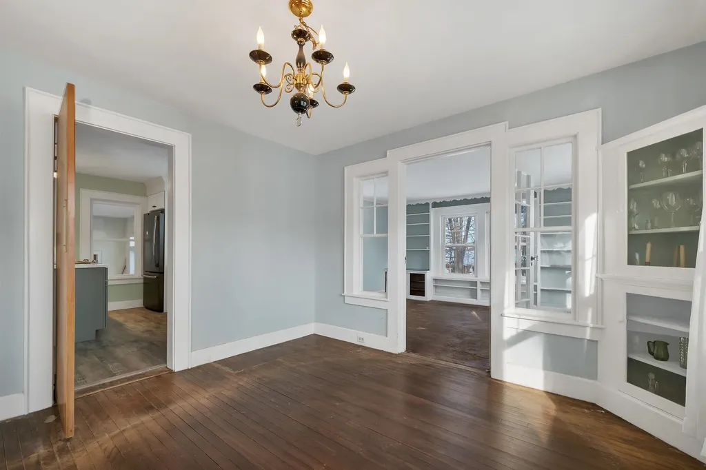 27 Tremont Street Laconia NH 03246