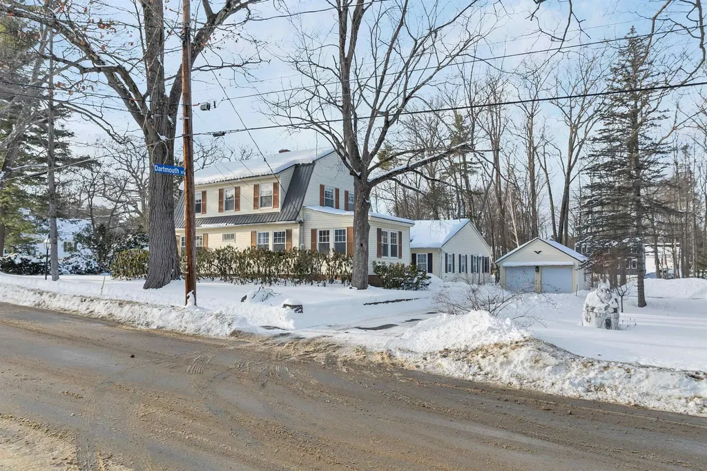 27 Tremont Street Laconia NH 03246