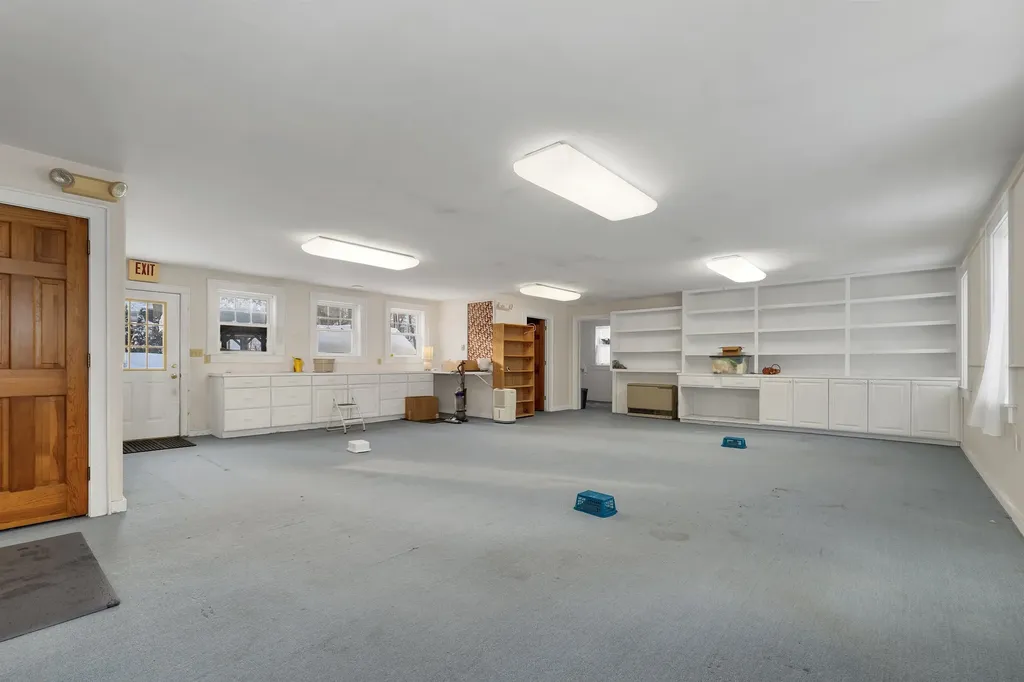 27 Tremont Street Laconia NH 03246