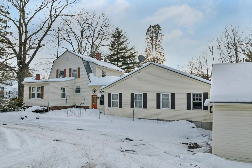 27 Tremont Street Laconia NH 03246