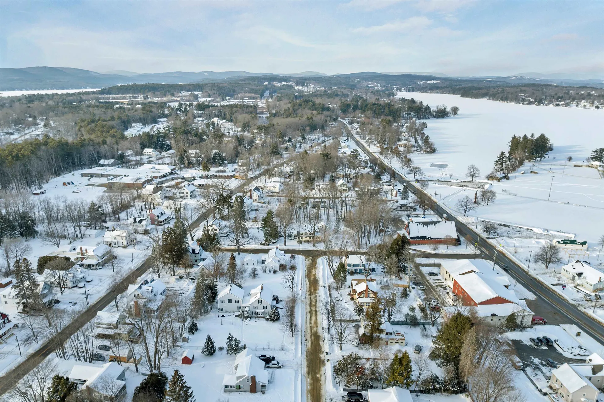 27 Tremont Street Laconia NH 03246