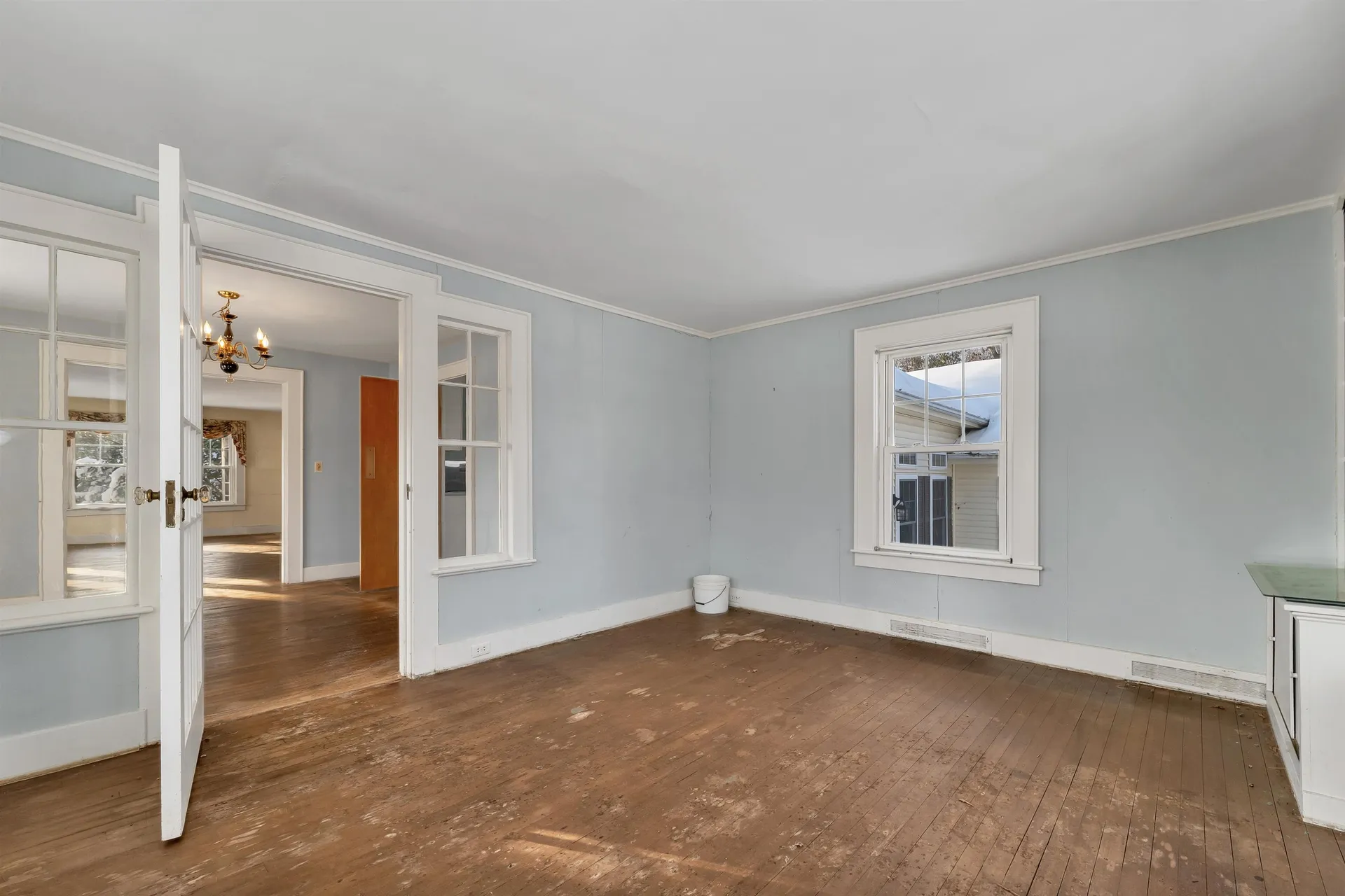 27 Tremont Street Laconia NH 03246