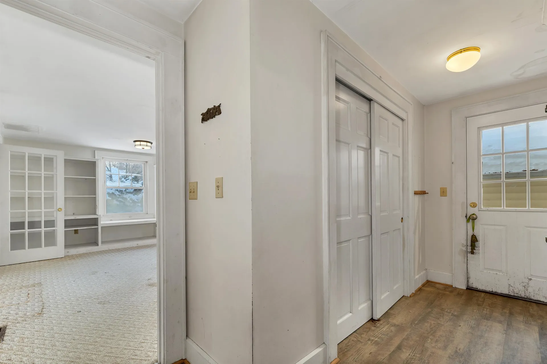 27 Tremont Street Laconia NH 03246