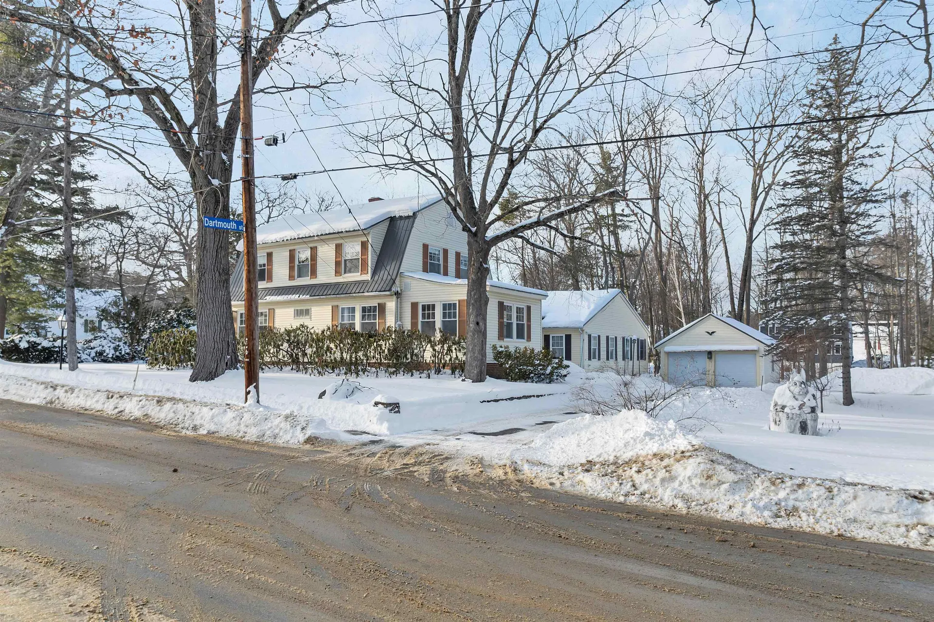 27 Tremont Street Laconia NH 03246