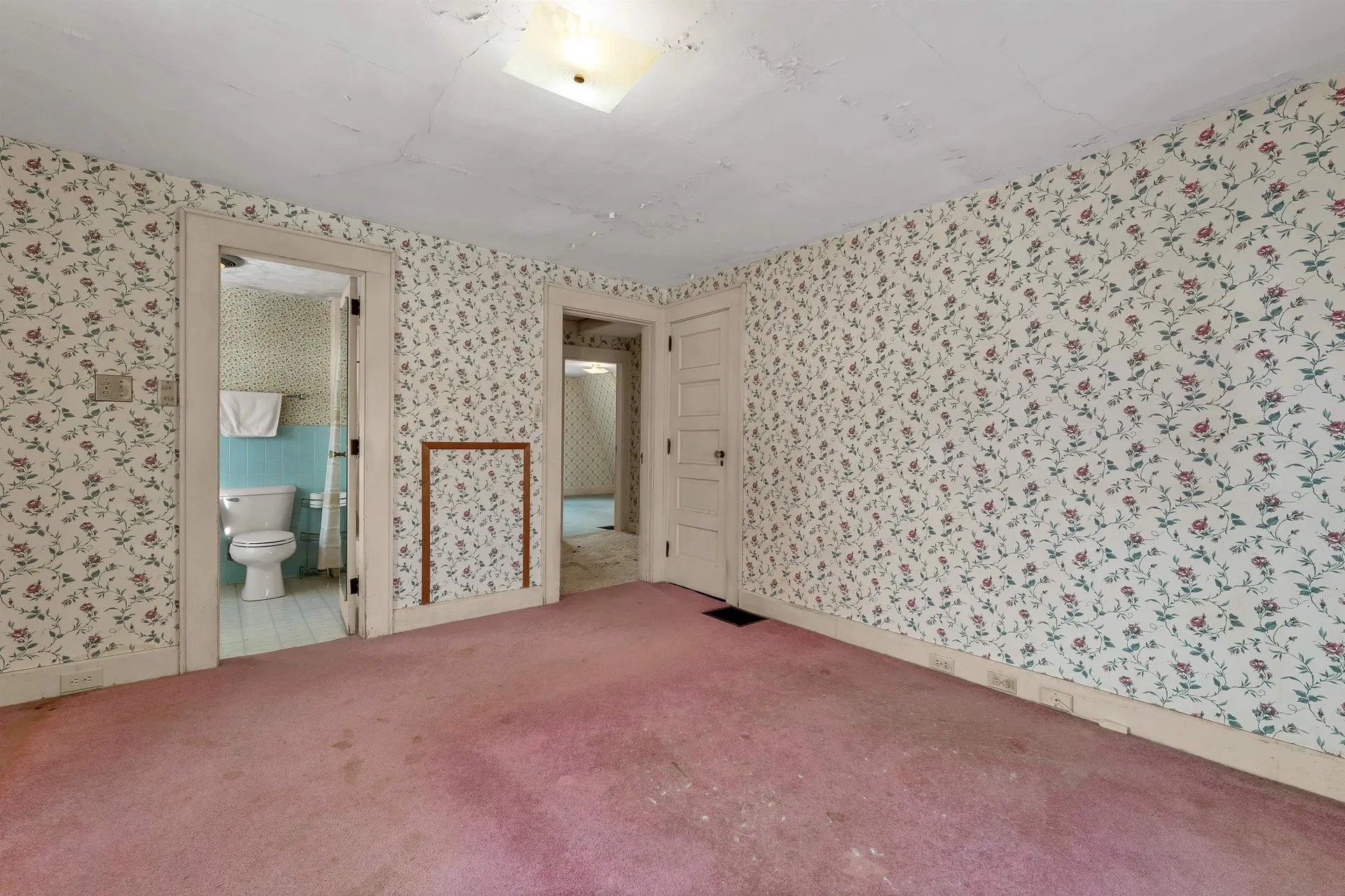 27 Tremont Street Laconia NH 03246