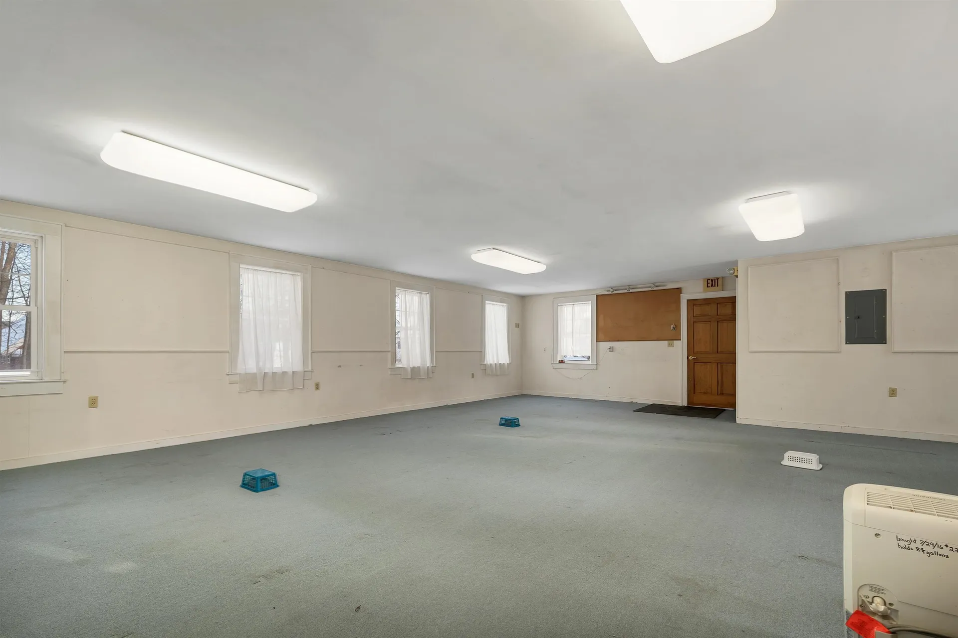 27 Tremont Street Laconia NH 03246