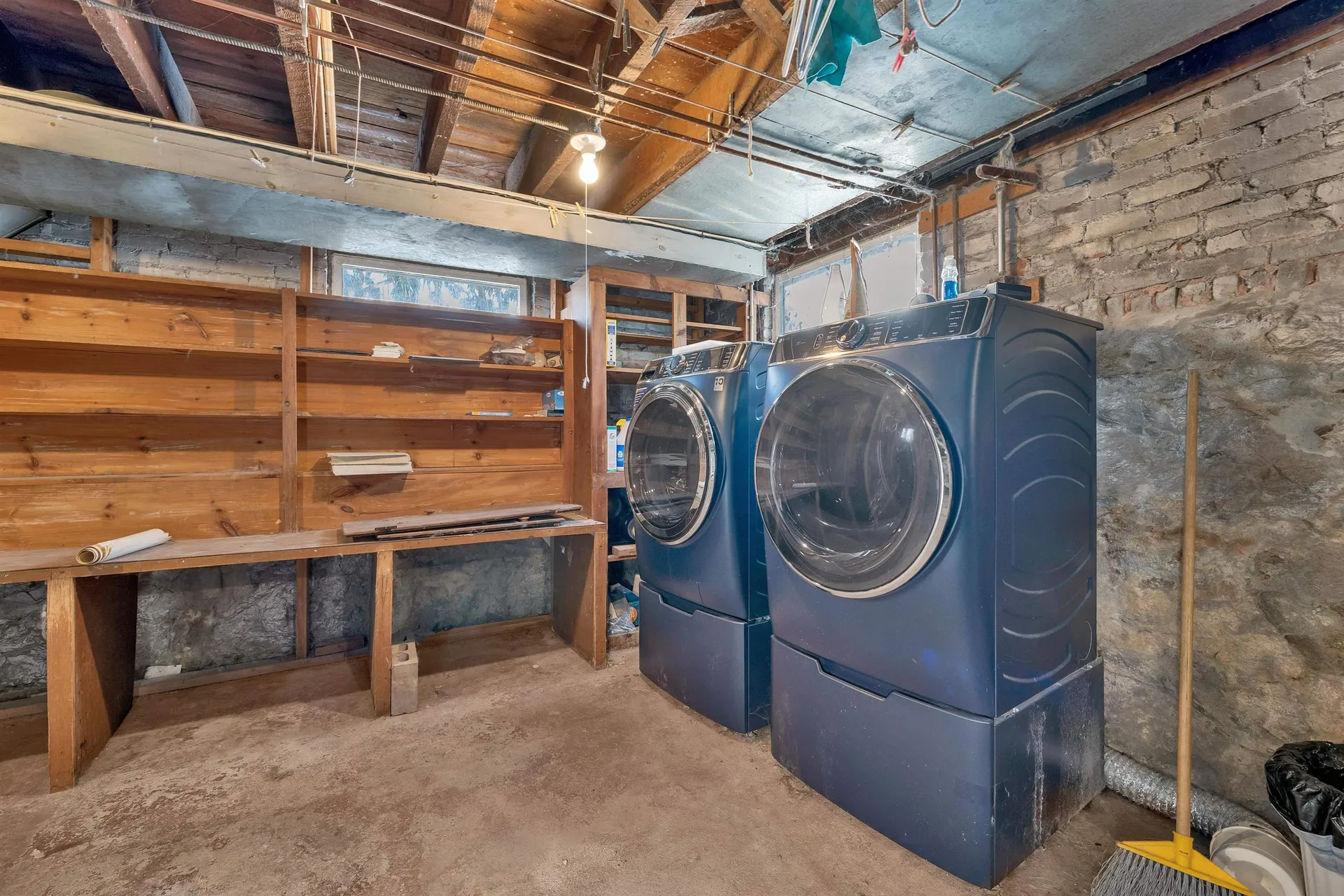 27 Tremont Street Laconia NH 03246