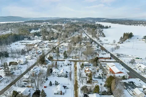 27 Tremont Street Laconia NH 03246