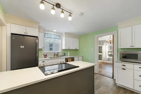 27 Tremont Street Laconia NH 03246