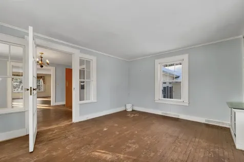 27 Tremont Street Laconia NH 03246