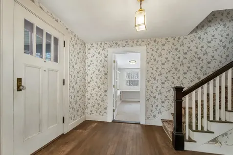 27 Tremont Street Laconia NH 03246