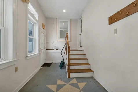 27 Tremont Street Laconia NH 03246