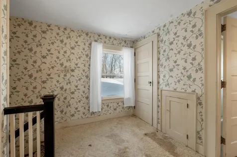 27 Tremont Street Laconia NH 03246