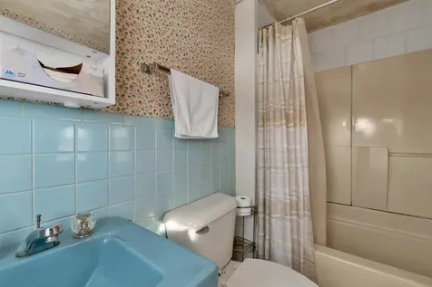 27 Tremont Street Laconia NH 03246