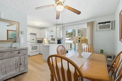 15 Fieldstone Drive Londonderry NH 03053