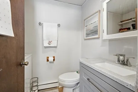 15 Fieldstone Drive Londonderry NH 03053