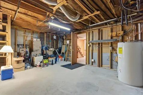 15 Fieldstone Drive Londonderry NH 03053