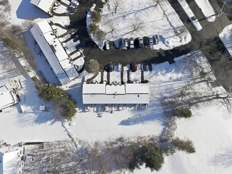 15 Fieldstone Drive Londonderry NH 03053