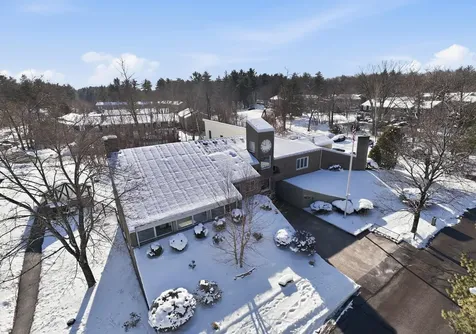 15 Fieldstone Drive Londonderry NH 03053