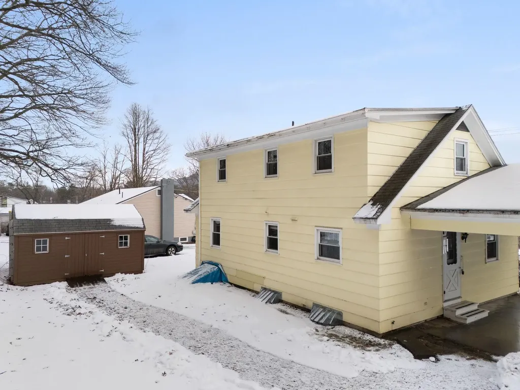 39 Atwood Street Brattleboro VT 05301