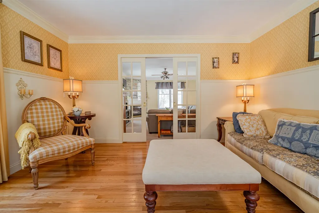 3 Chisholm Farm Drive Stratham NH 03885