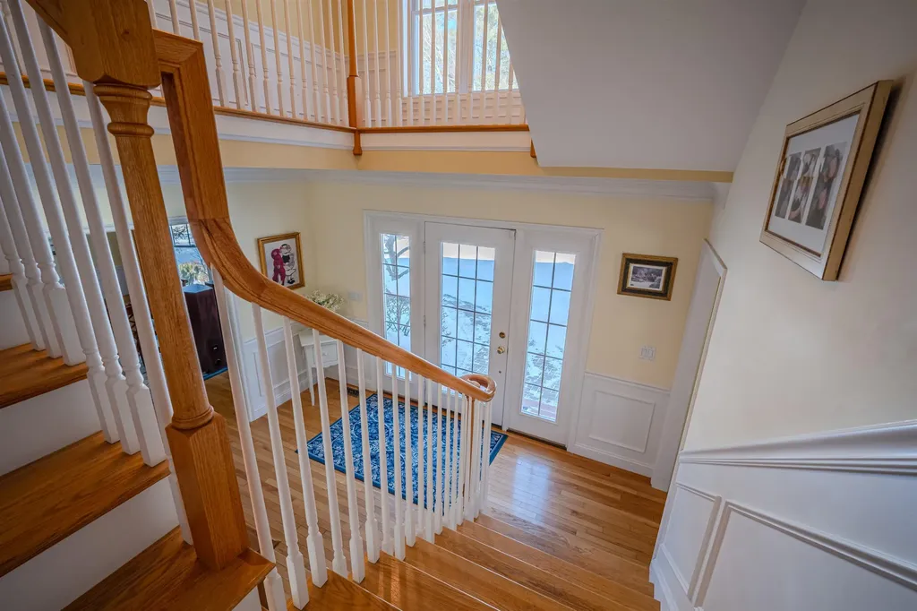 3 Chisholm Farm Drive Stratham NH 03885