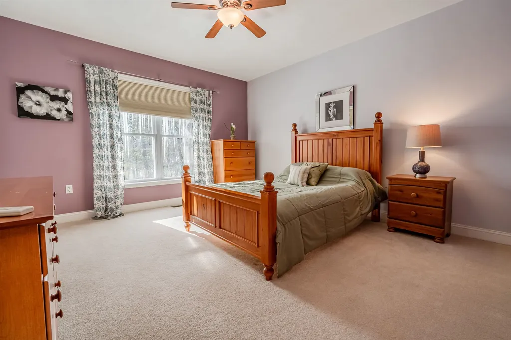 3 Chisholm Farm Drive Stratham NH 03885