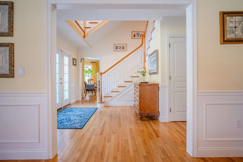 3 Chisholm Farm Drive Stratham NH 03885