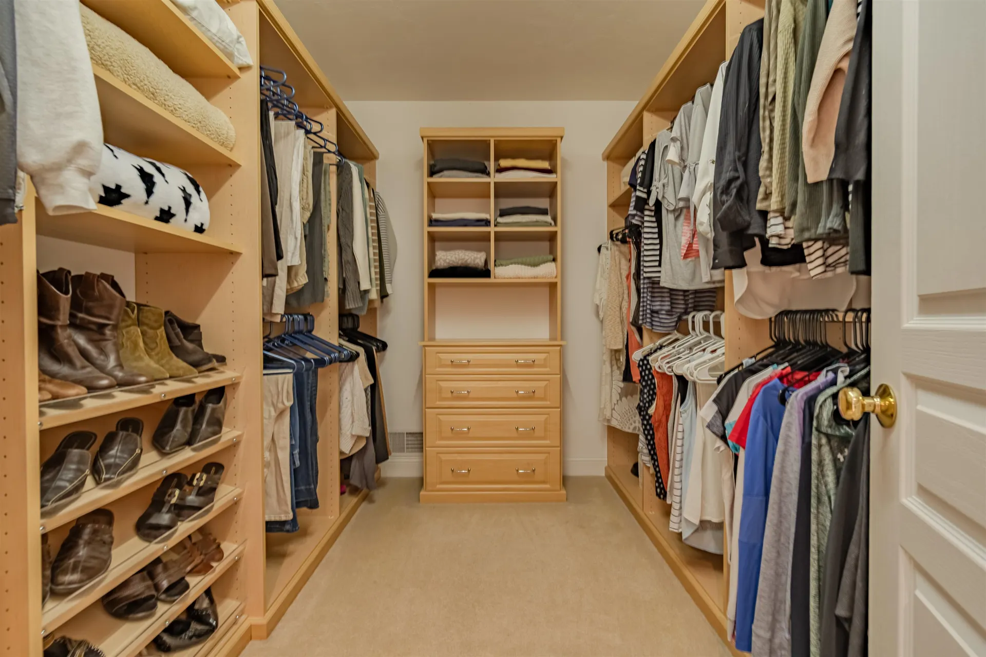 3 Chisholm Farm Drive Stratham NH 03885