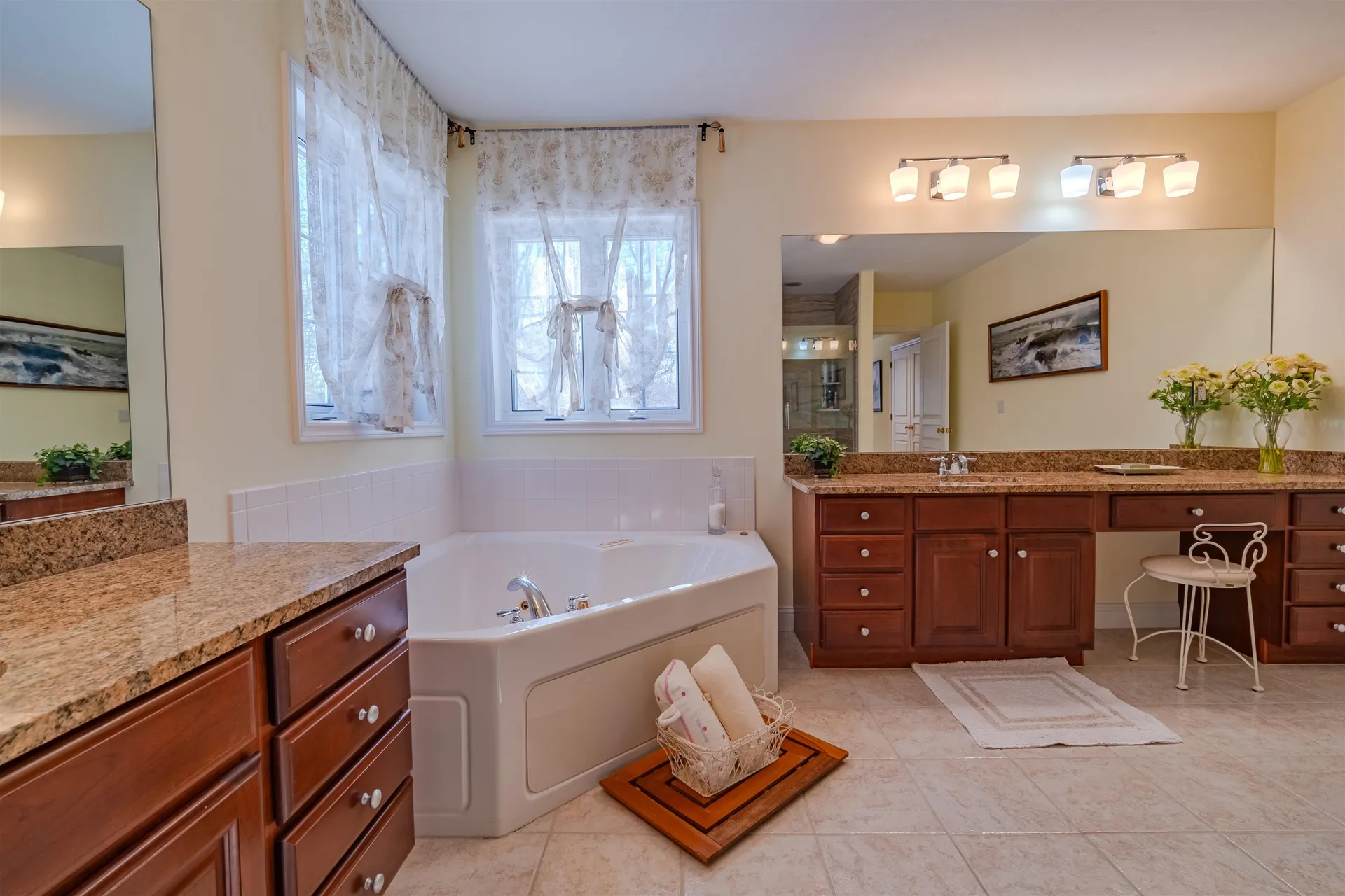 3 Chisholm Farm Drive Stratham NH 03885